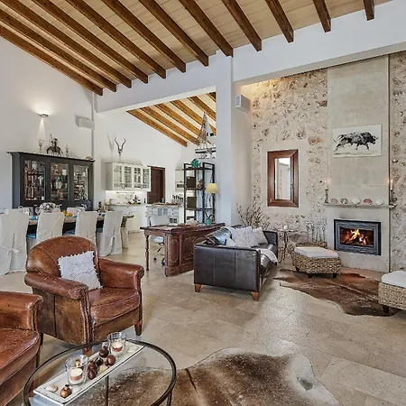 Sa Comuna Vella Villa
